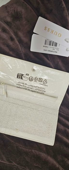 Оригинално портмоне Guess