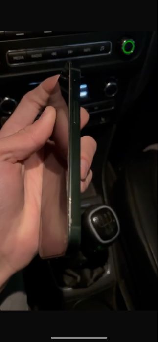 Iphone 13 зеленый