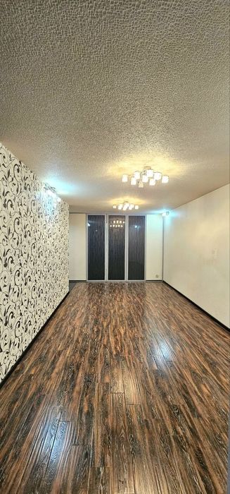 Ялангач эко базар 3/2/4 65КВ.М Кирпич