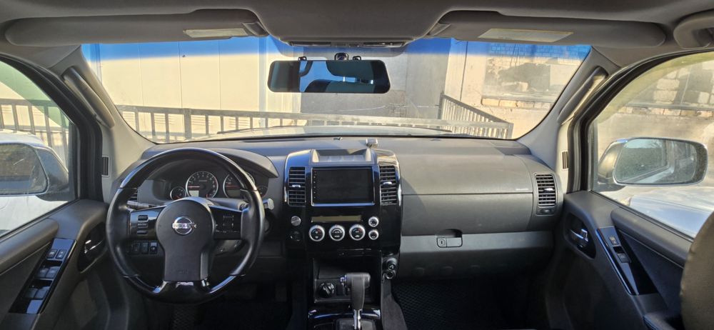 Nissan Pathfinder r51