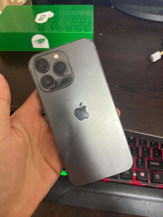 vand iphone 13 pro ca nou. 256 gb