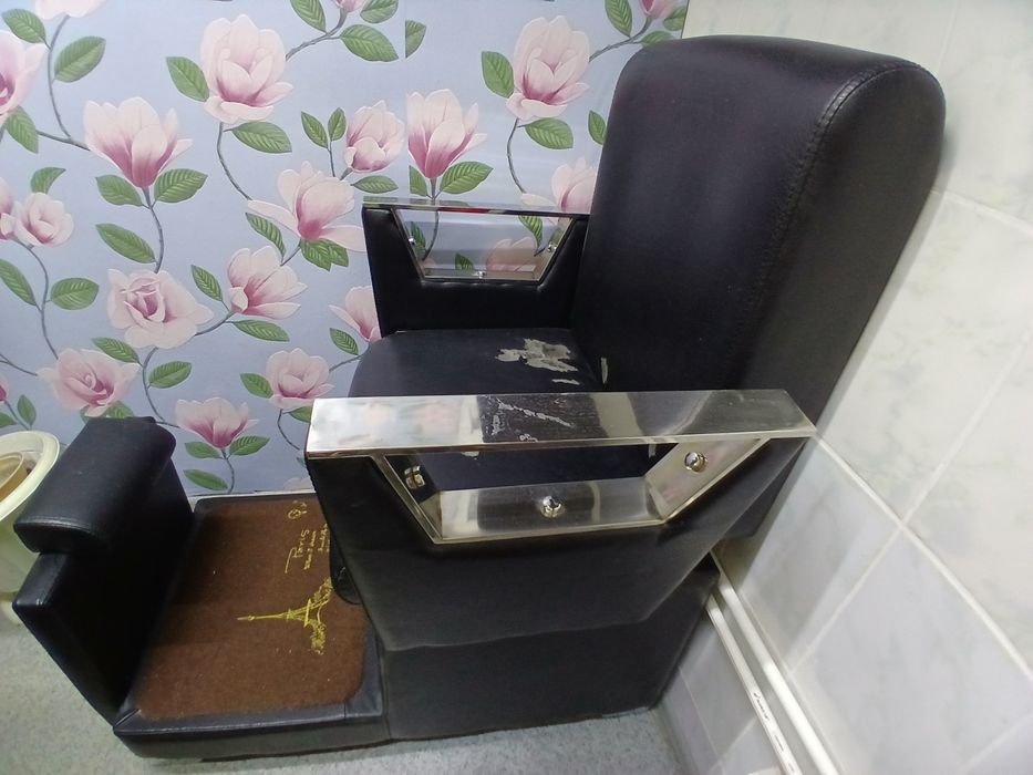 Педикютное кресло