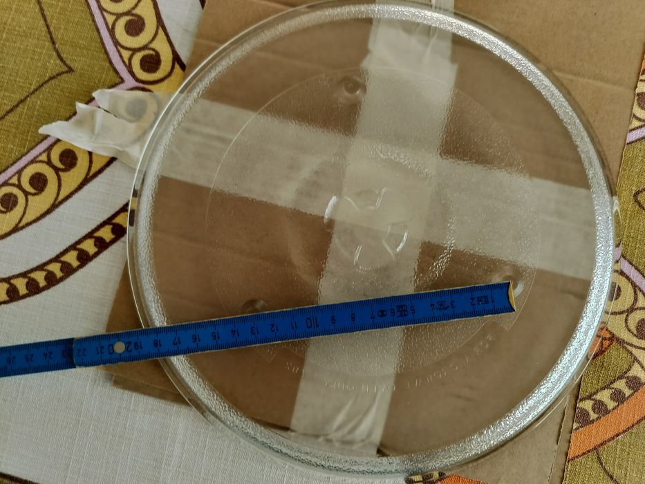 Чиния за микровълнова фурна 27см..