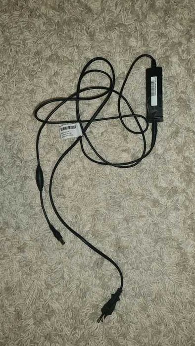 Monitor samsung , diagonala 22 inch.