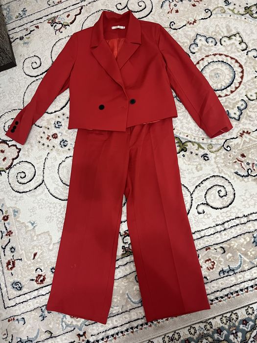 Красная двойка штаны костюм
