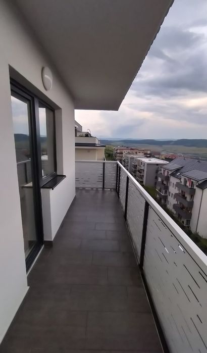 De închiriat / închiriez apartament 2 camere în Baciu.