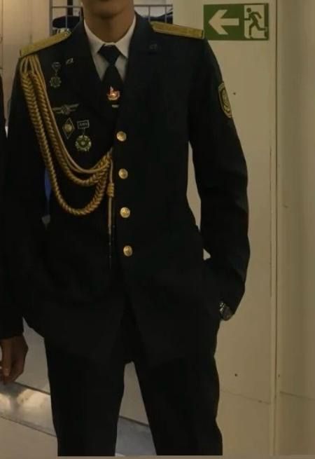 Военный костюм (один раз надевался)