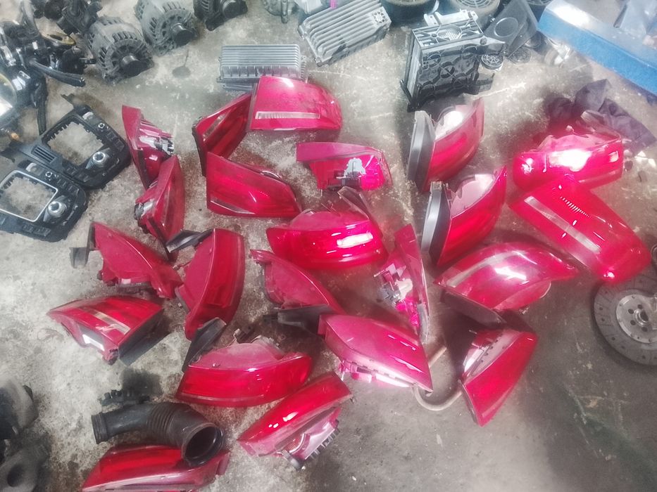 Stopuri audi A4 b8 led combi și berlină