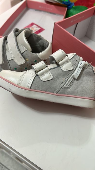 обувь для девочки демизезонная