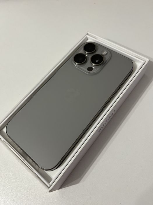 Iphone 16pro 256gb silver