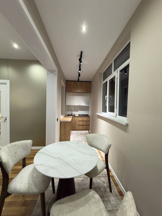 Yunsobod 15 kv 2/2/4/50 kv 1,5*6 balkon evro remont luks kvartir sroch