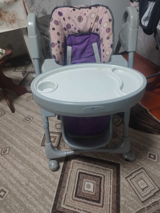 Стул для кормления