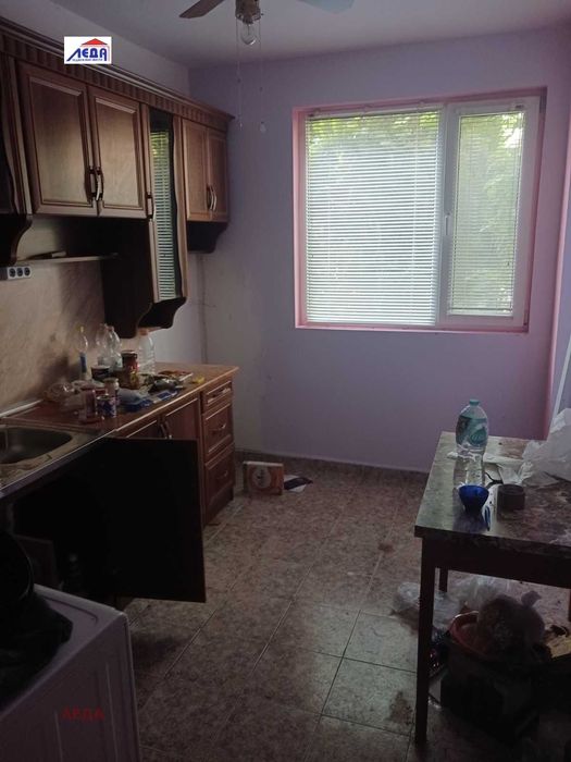 Етаж от къща, град Плевен, Лозенка