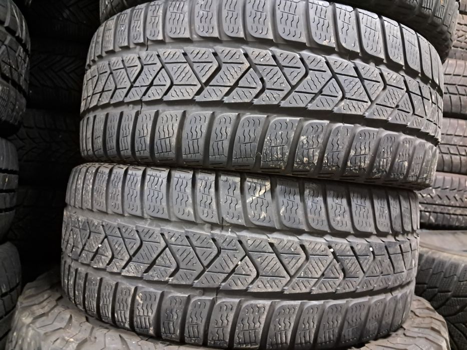 Anvelope second iarna 205 40 R17 Pirelli