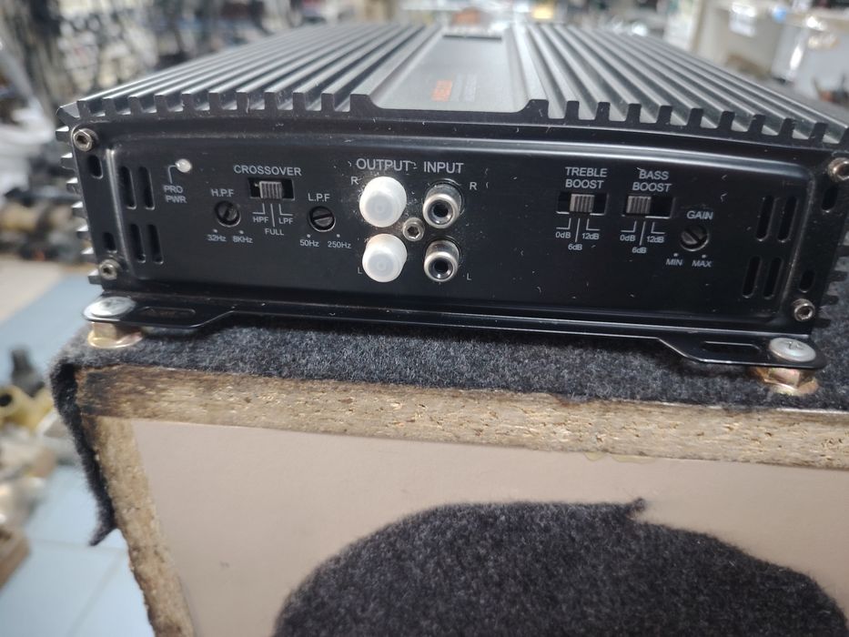 Продам саб с усилителем. Идеал