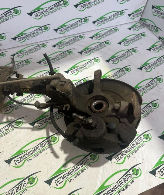 Fuzeta fata dreapta Skoda Fabia 6Y