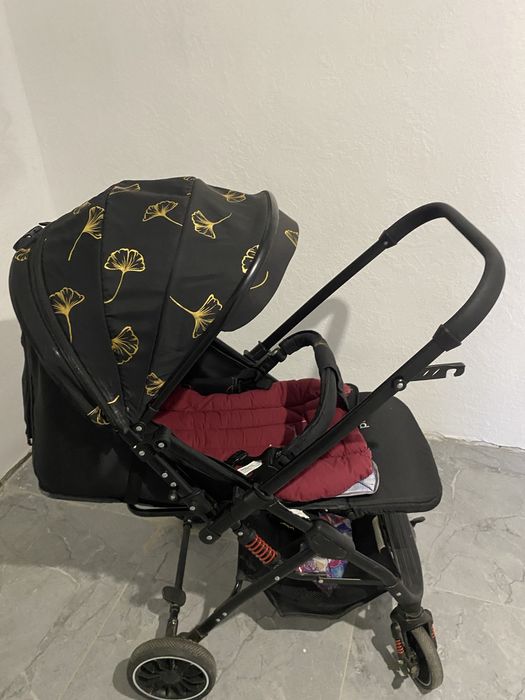 Продам детскую коляску