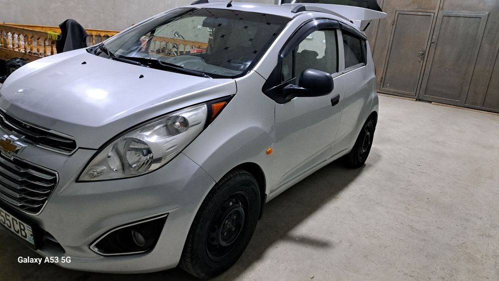 Chevrolet Spark 2011 — 3
