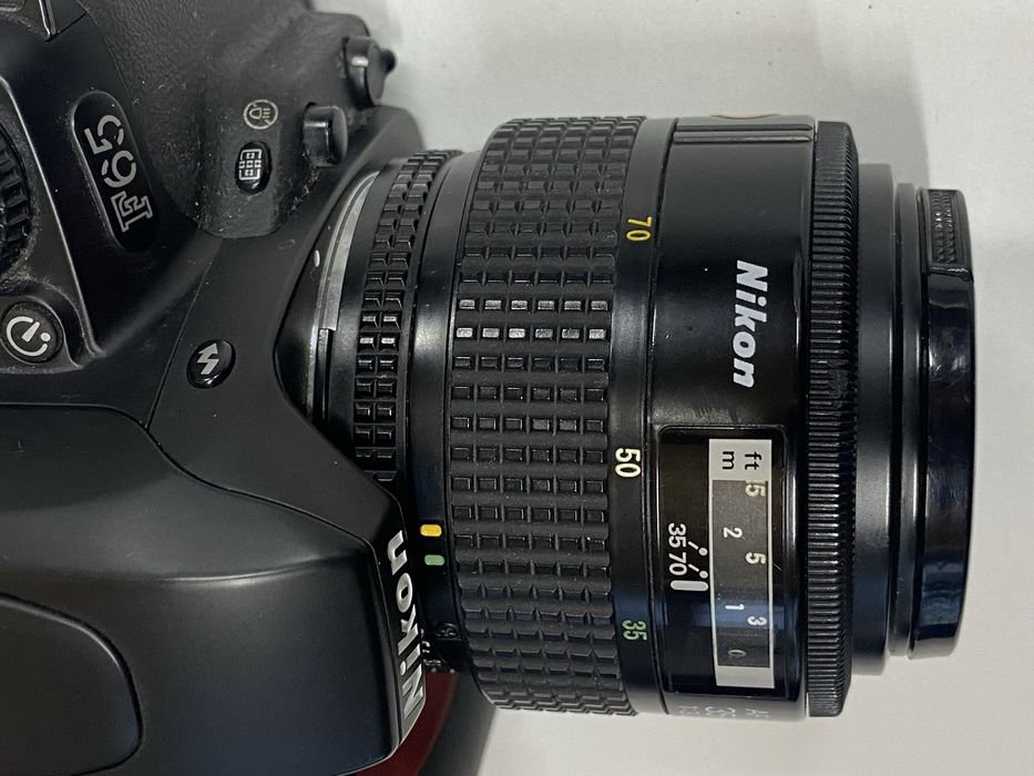 Aparat foto analog Nikon F 65-obiectiv AF Nikkor 35-70 / 80 mm