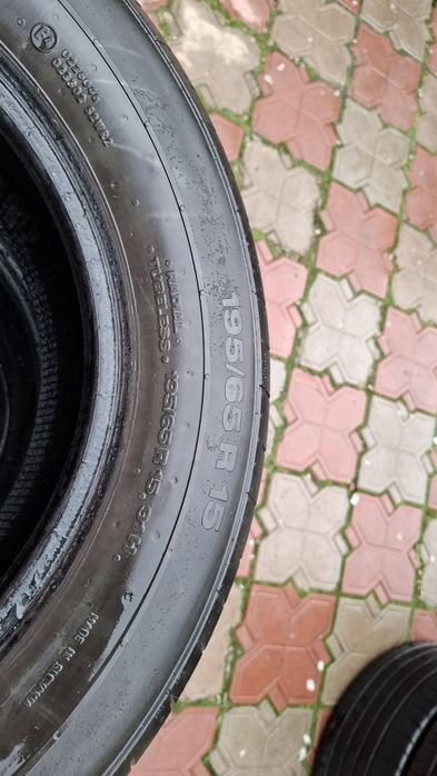 Продам шины комплект