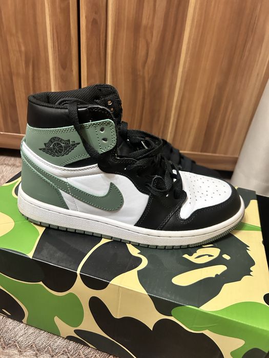 Кроссовки подросковые