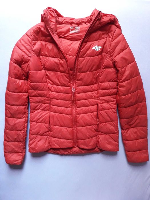 Дамско късо яке 4F