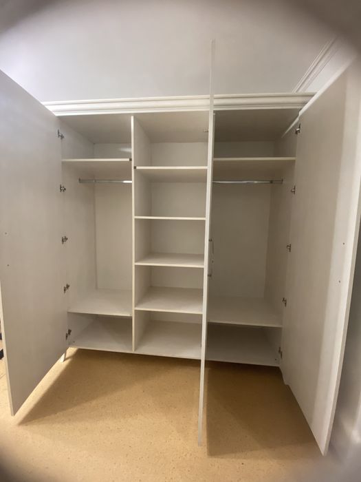 Шкаф шифонер для спальни