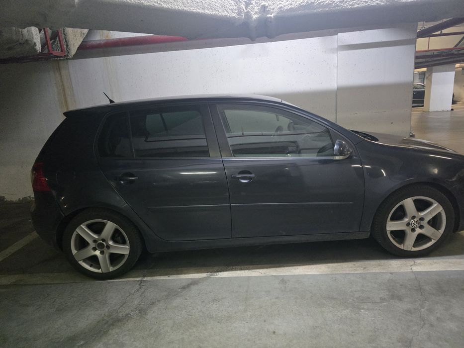 VOLKSWAGEN Golf 2008