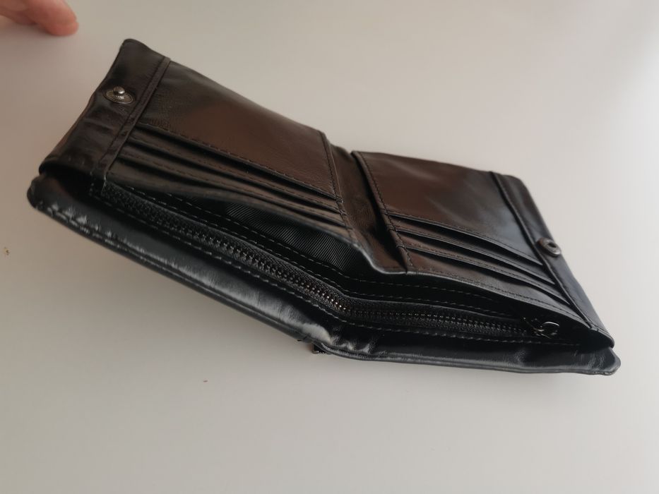 Ново! Кожено портмоне/портфейл