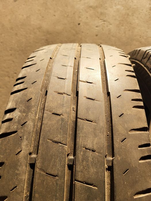 2 anvelope 205 65 R 16C Continental Vara