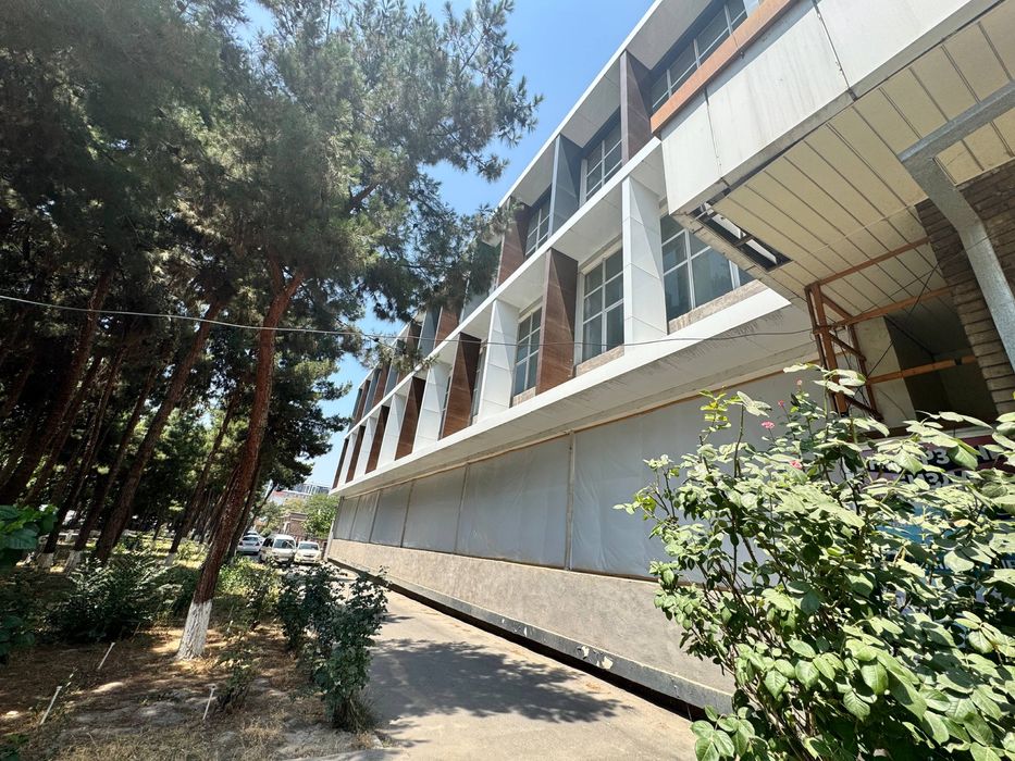 Андижанская область 2 этажа / 5241м2