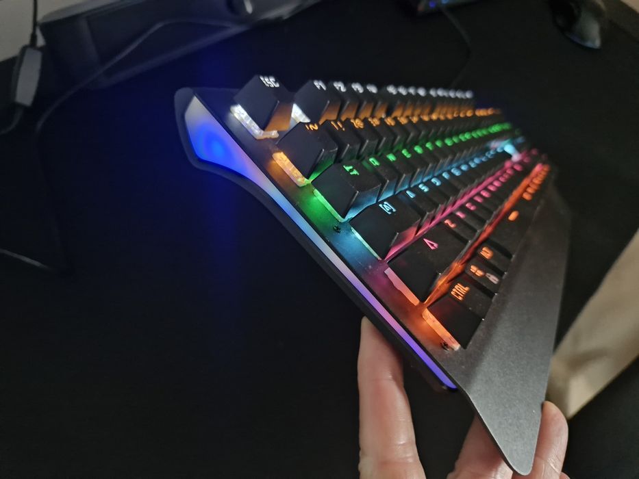 Tastatura mecanica Spacer