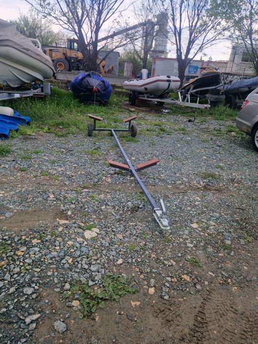 Peridoc lansare la apa