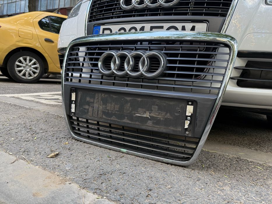 Grilă radiator Audi A6C6, 2008