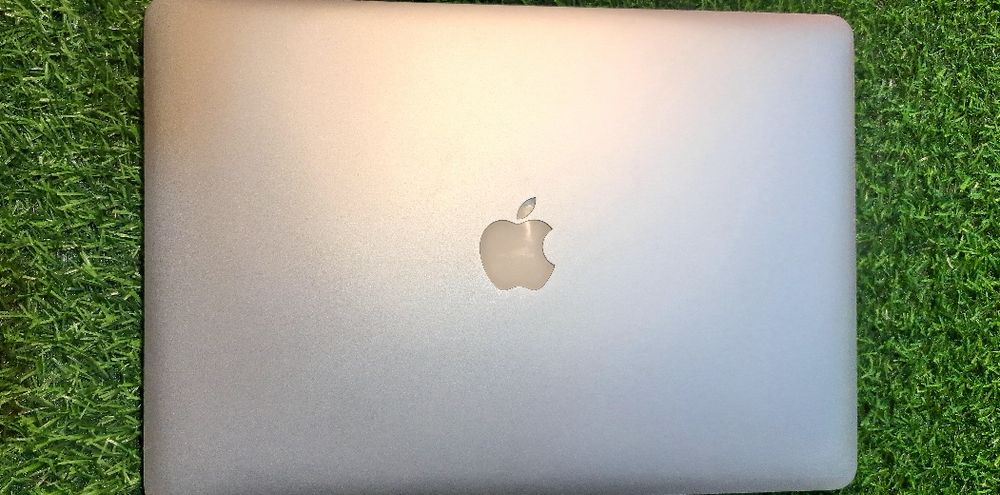 Macbook Pro 15 16Gb/512Gb