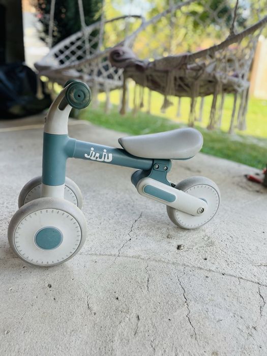 Bicicleta  de echilibru