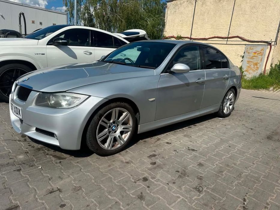 BMW E90 320d десен волан