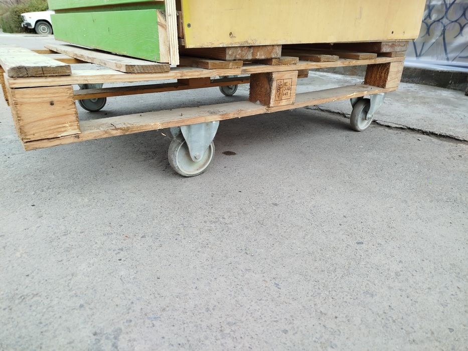 Meva sabzavotlar uchun vetrina stillaj