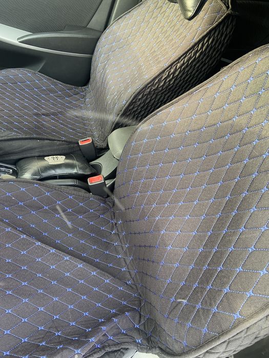 Продам авто чехол отл сост