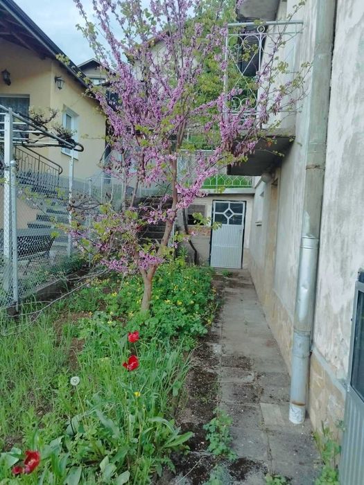 Къща в Перник кв. Ралица