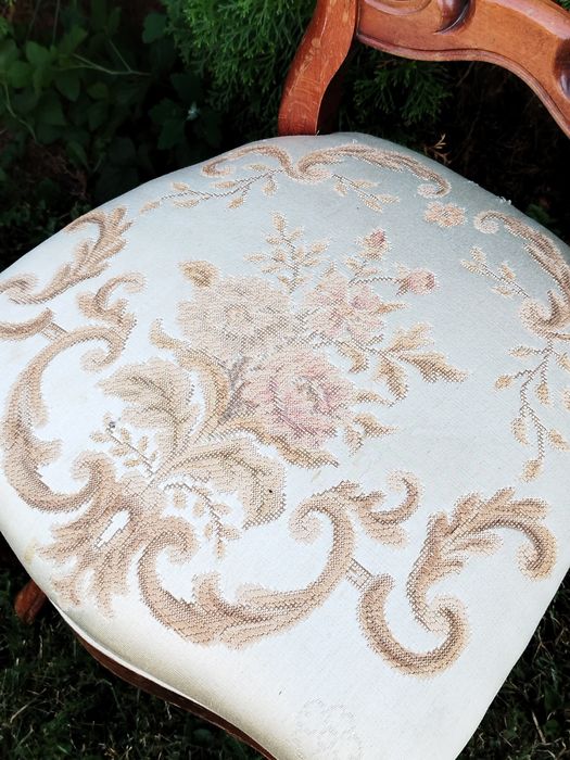 Антик столове стил Рококо,ръчно резбовани