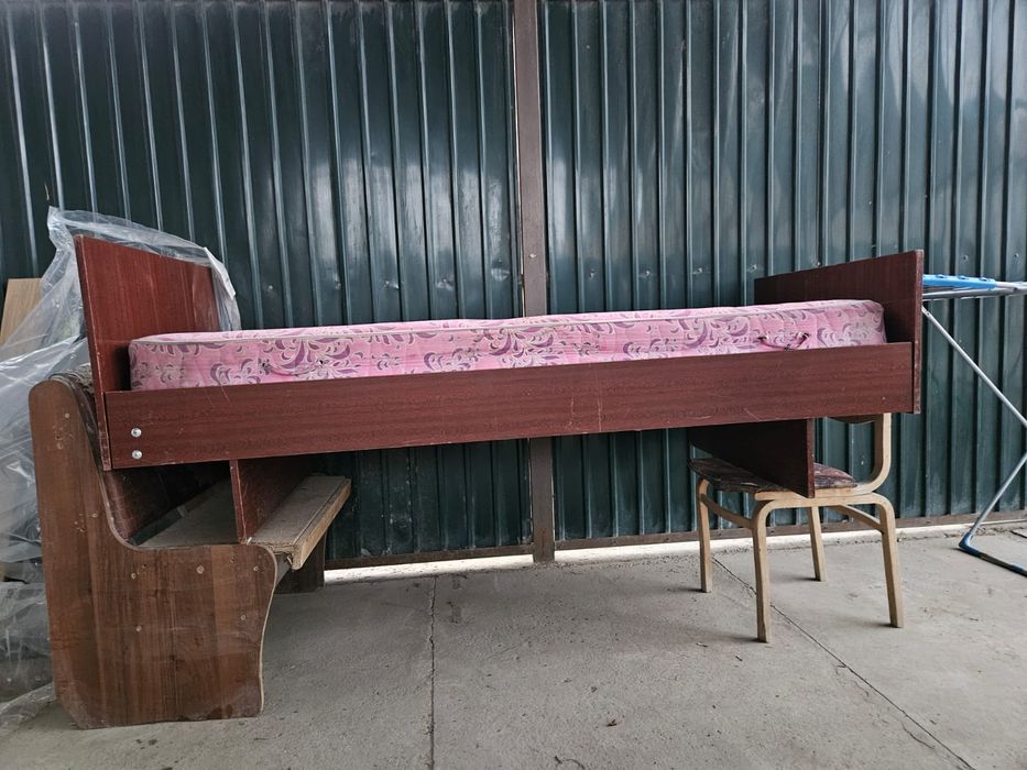 Односпалка кровать