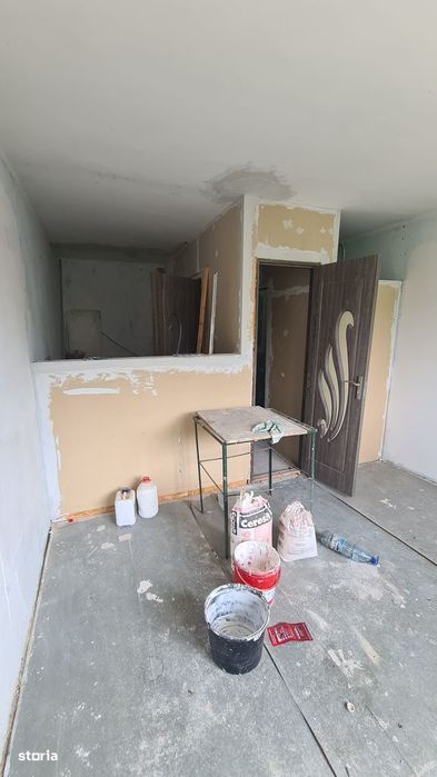 Cameră de cămin de vânzare în Curtea de Argeș.