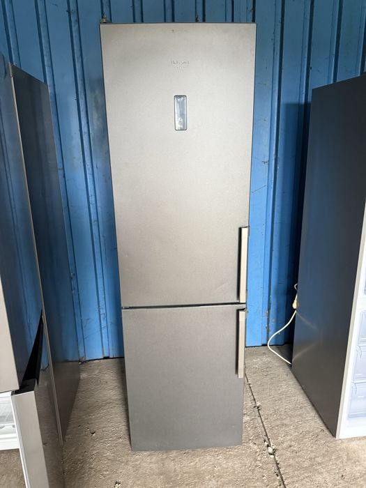 Vand frigider Hotpoint