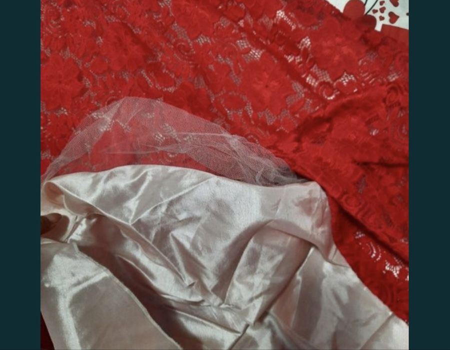 Rochita dantela ocazii superba!!