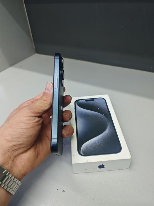 iPhone 15 про 256 Гб