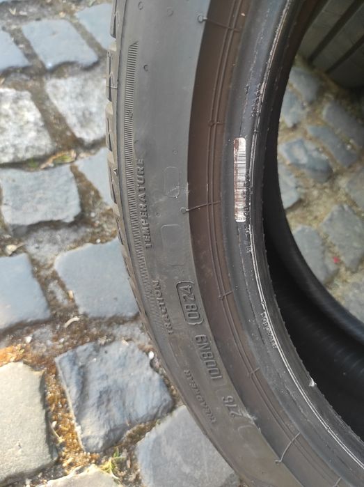 245/40/19 Bridgestone