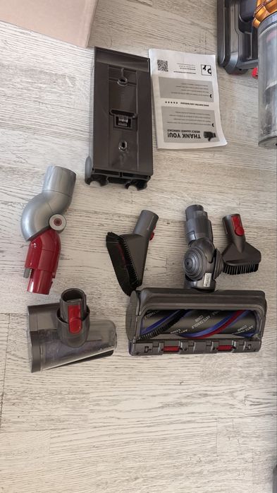 Dyson V15 detect absolute