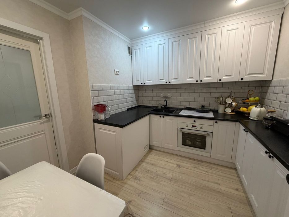 Продам 2 комн.кв, 5/9, 56 кв.м