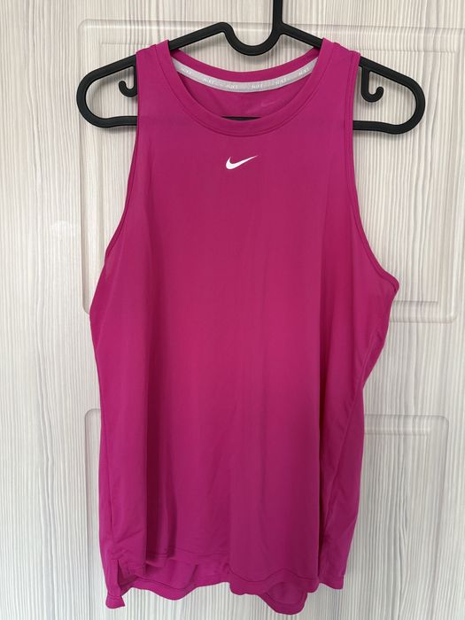 Спортни дрехи, размер М, Nike, Asics, Adidas, New Balance